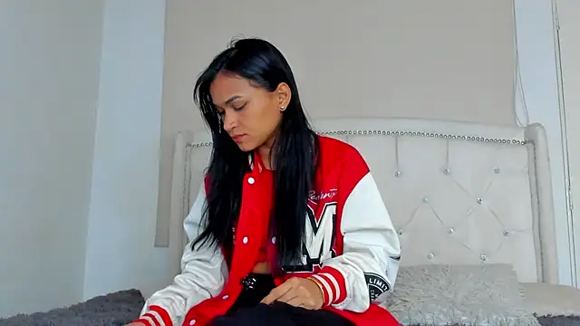 Snapshot of Miiss_scarlett1 chatting on 01/30/25, 12:18 Miiss scarlett1 online show from 01/30/25, 12:18