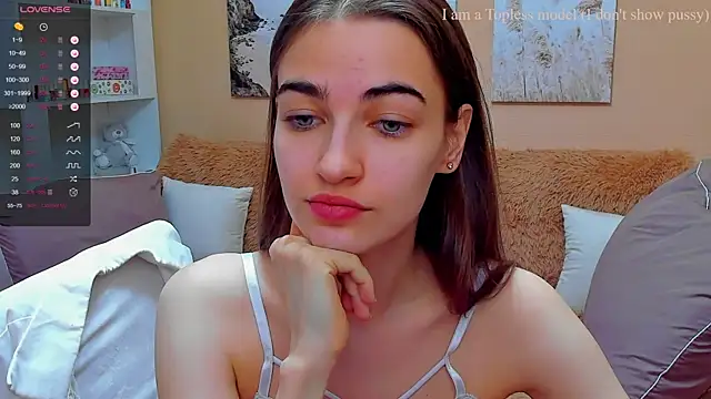 AstoriyaNight online show from 03/13/25, 03:44