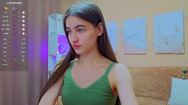 AstoriyaNight online show from 11/14/25, 10:03