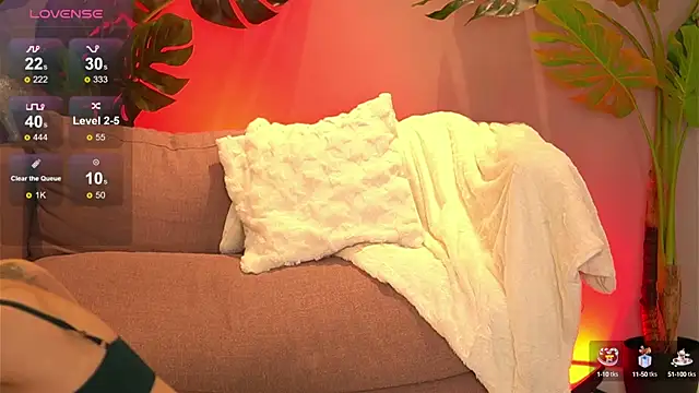 JuliaRichard online show from 02/05/25, 04:27