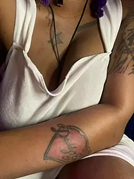 Cherrytowild online show from 02/12/26, 03:51