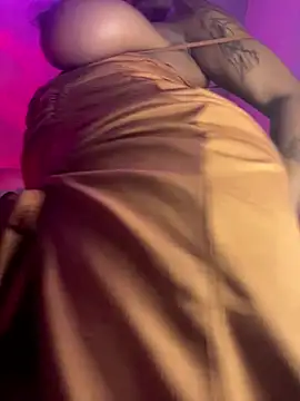 Snapshot of Cherrytowild chatting on 04/03/26, 06:22 Cherrytowild online show from 04/03/26, 06:22