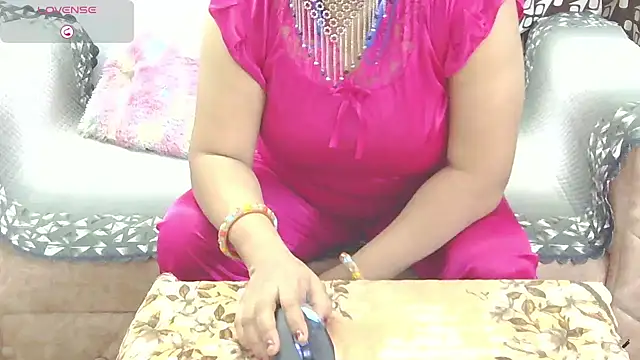 Snapshot of sheetaldave chatting on 12/29/24, 07:50 sheetaldave online show from 12/29/24, 07:50