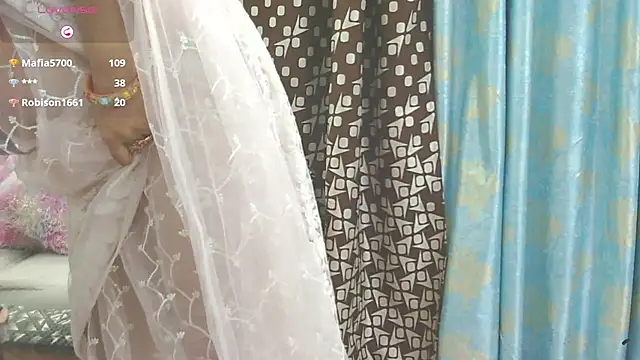 Snapshot of sheetaldave chatting on 01/08/25, 09:23 sheetaldave online show from 01/08/25, 09:23