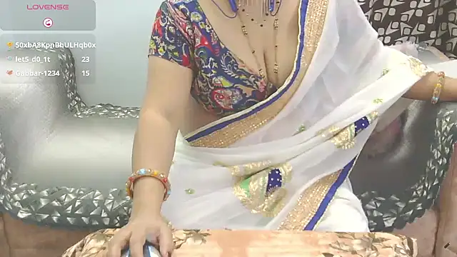 Snapshot of sheetaldave chatting on 01/15/25, 10:02 sheetaldave online show from 01/15/25, 10:02