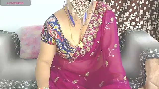 Snapshot of sheetaldave chatting on 01/21/25, 05:30 sheetaldave online show from 01/21/25, 05:30