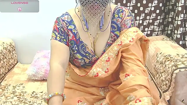 Snapshot of sheetaldave chatting on 02/01/25, 07:13 sheetaldave online show from 02/01/25, 07:13