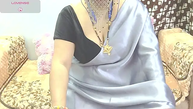 Snapshot of sheetaldave chatting on 03/01/25, 09:26 sheetaldave online show from 03/01/25, 09:26