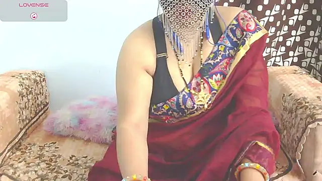 Snapshot of sheetaldave chatting on 03/07/25, 06:33 sheetaldave online show from 03/07/25, 06:33