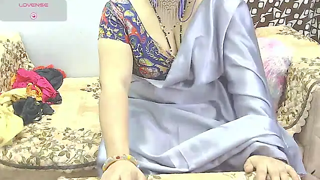 Snapshot of sheetaldave chatting on 03/21/25, 08:50 sheetaldave online show from 03/21/25, 08:50