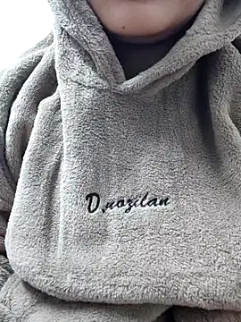 Snapshot of Aaradhya chatting on 12/16/24, 01:53 Aaradhya online show from 12/16/24, 01:53