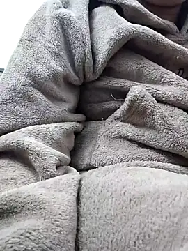 Snapshot of Aaradhya chatting on 01/06/25, 04:04 Aaradhya online show from 01/06/25, 04:04