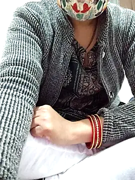 Aaradhya online show from 12/20/25, 01:02