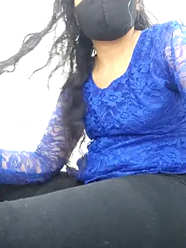 Snapshot of Aaradhya chatting on 06/16/26, 01:14 Aaradhya online show from 06/16/26, 01:14