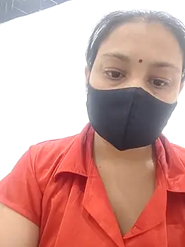 Snapshot of Aaradhya chatting on 06/30/26, 01:06 Aaradhya online show from 06/30/26, 01:06