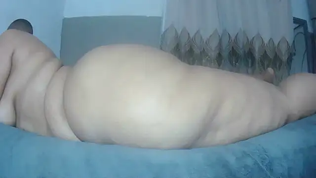 Snapshot of BustyThickyAss chatting on 03/09/26, 06:12 BustyThickyAss online show from 03/09/26, 06:12