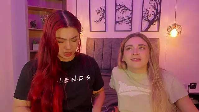 Snapshot of Andy_and_emma chatting on 12/02/24, 12:51 Andy and emma online show from 12/02/24, 12:51