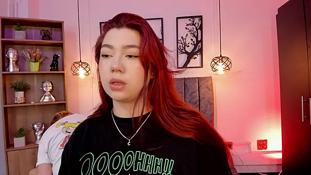 Snapshot of Andy_and_emma chatting on 01/15/25, 12:36 Andy and emma online show from 01/15/25, 12:36