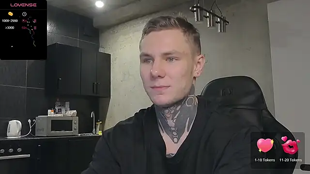 Snapshot of Lechery_boy chatting on 12/20/24, 07:01 Lechery boy online show from 12/20/24, 07:01