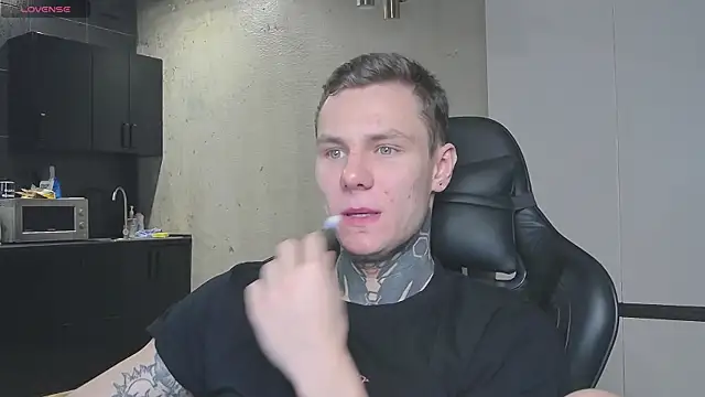 Snapshot of Lechery_boy chatting on 01/10/25, 08:07 Lechery boy online show from 01/10/25, 08:07