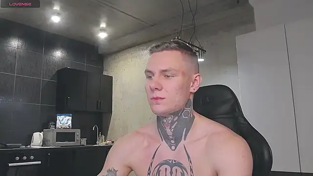 Snapshot of Lechery_boy chatting on 01/13/25, 01:17 Lechery boy online show from 01/13/25, 01:17