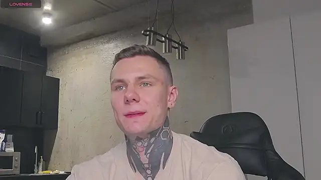 Snapshot of Lechery_boy chatting on 01/16/25, 12:20 Lechery boy online show from 01/16/25, 12:20