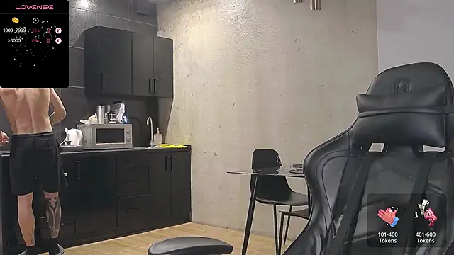 Snapshot of Lechery_boy chatting on 01/26/25, 05:02 Lechery boy online show from 01/26/25, 05:02