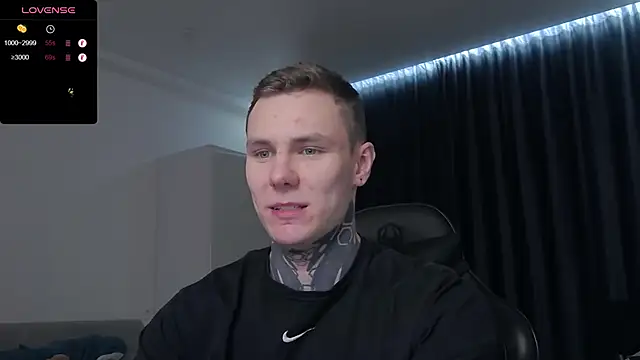 Snapshot of Lechery_boy chatting on 01/29/25, 05:02 Lechery boy online show from 01/29/25, 05:02