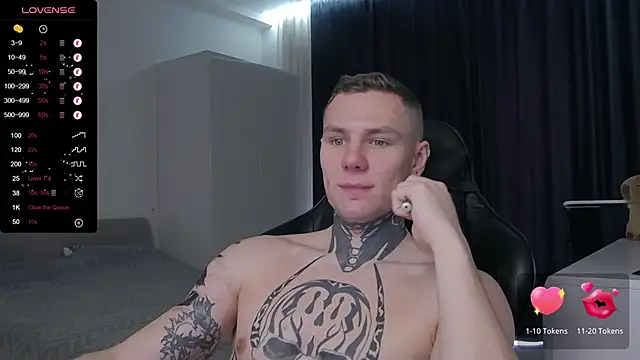 Snapshot of Lechery_boy chatting on 02/15/25, 11:06 Lechery boy online show from 02/15/25, 11:06