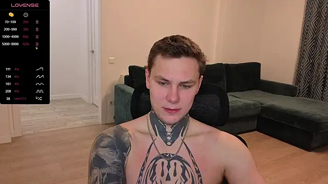 Snapshot of Lechery_boy chatting on 10/07/25, 02:47 Lechery boy online show from 10/07/25, 02:47