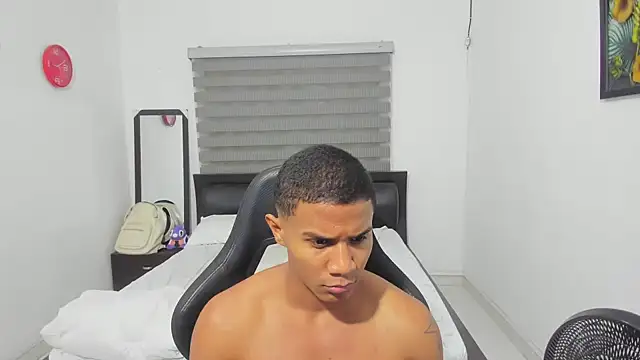 Snapshot of corzoethan chatting on 04/09/26, 06:19 corzoethan online show from 04/09/26, 06:19