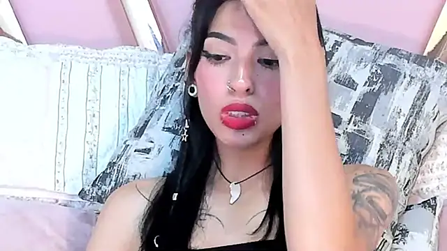 Eva Benely online show from 12/14/24, 06:46