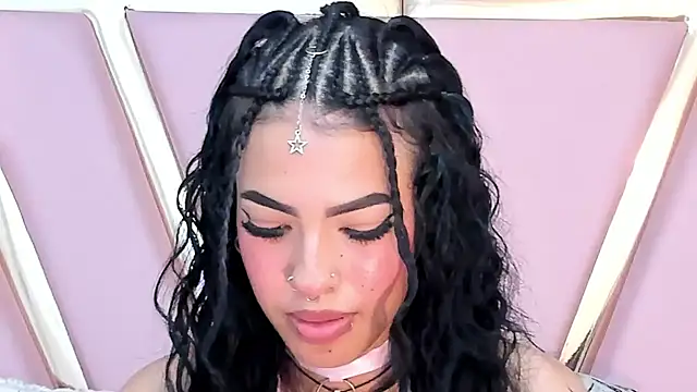 Eva Benely online show from 12/19/24, 08:13