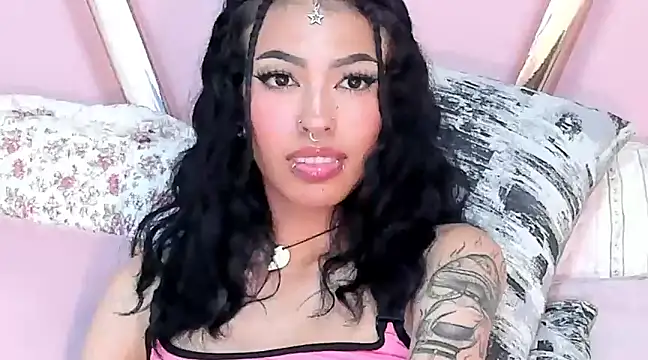 Eva Benely online show from 12/20/24, 11:10