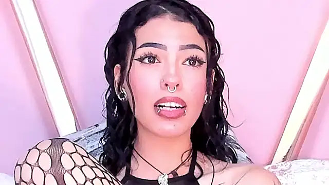 Eva Benely online show from 01/25/25, 03:40