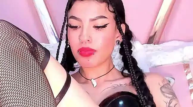 Eva Benely online show from 03/07/25, 09:18