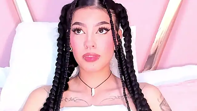 Eva Benely online show from 03/11/25, 05:49