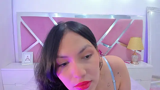 Snapshot of NinnaVous chatting on 01/19/26, 12:42 NinnaVous online show from 01/19/26, 12:42