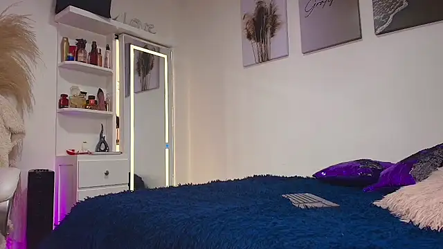 Snapshot of MariianaGomez chatting on 03/10/26, 04:12 MariianaGomez online show from 03/10/26, 04:12