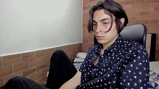 MIKE HUNTER7 online show from 01/05/25, 04:25