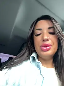 RuslanaXX online show from 03/22/26, 03:32