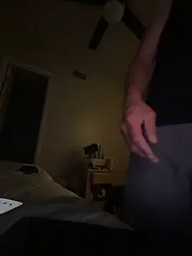 Snapshot of Mikeypnp1494 chatting on 02/24/26, 02:04 Mikeypnp1494 online show from 02/24/26, 02:04