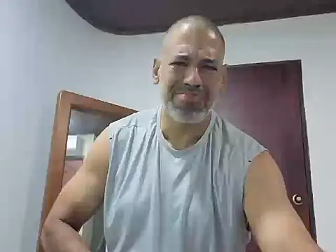 Snapshot of jackbigcock11 chatting on 06/01/26, 12:18 jackbigcock11 online show from 06/01/26, 12:18