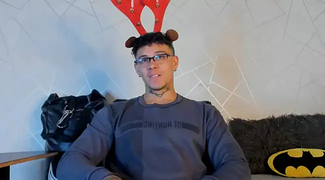 NoahhBrown online show from 12/27/24, 03:42