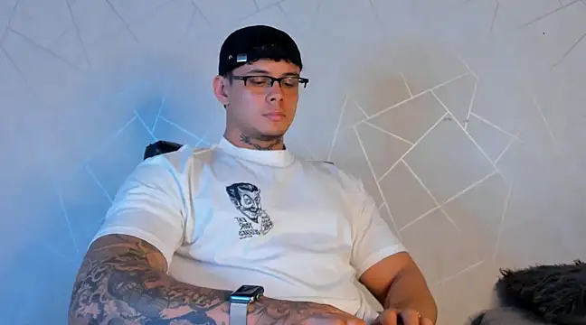 NoahhBrown online show from 01/13/25, 03:45