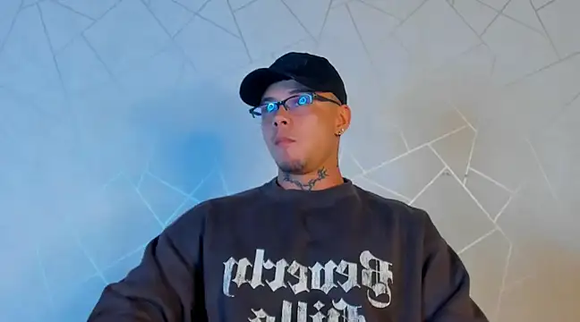 NoahhBrown online show from 01/20/25, 06:42