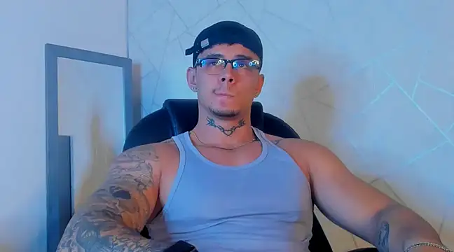 NoahhBrown online show from 02/13/25, 03:18