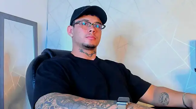 NoahhBrown online show from 02/24/25, 02:08