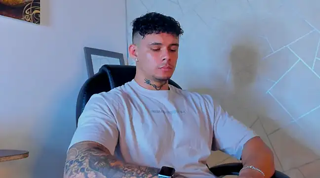 NoahhBrown online show from 02/28/25, 03:26