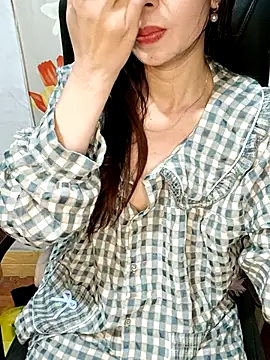 Blythe 69 online show from 10/24/25, 11:45